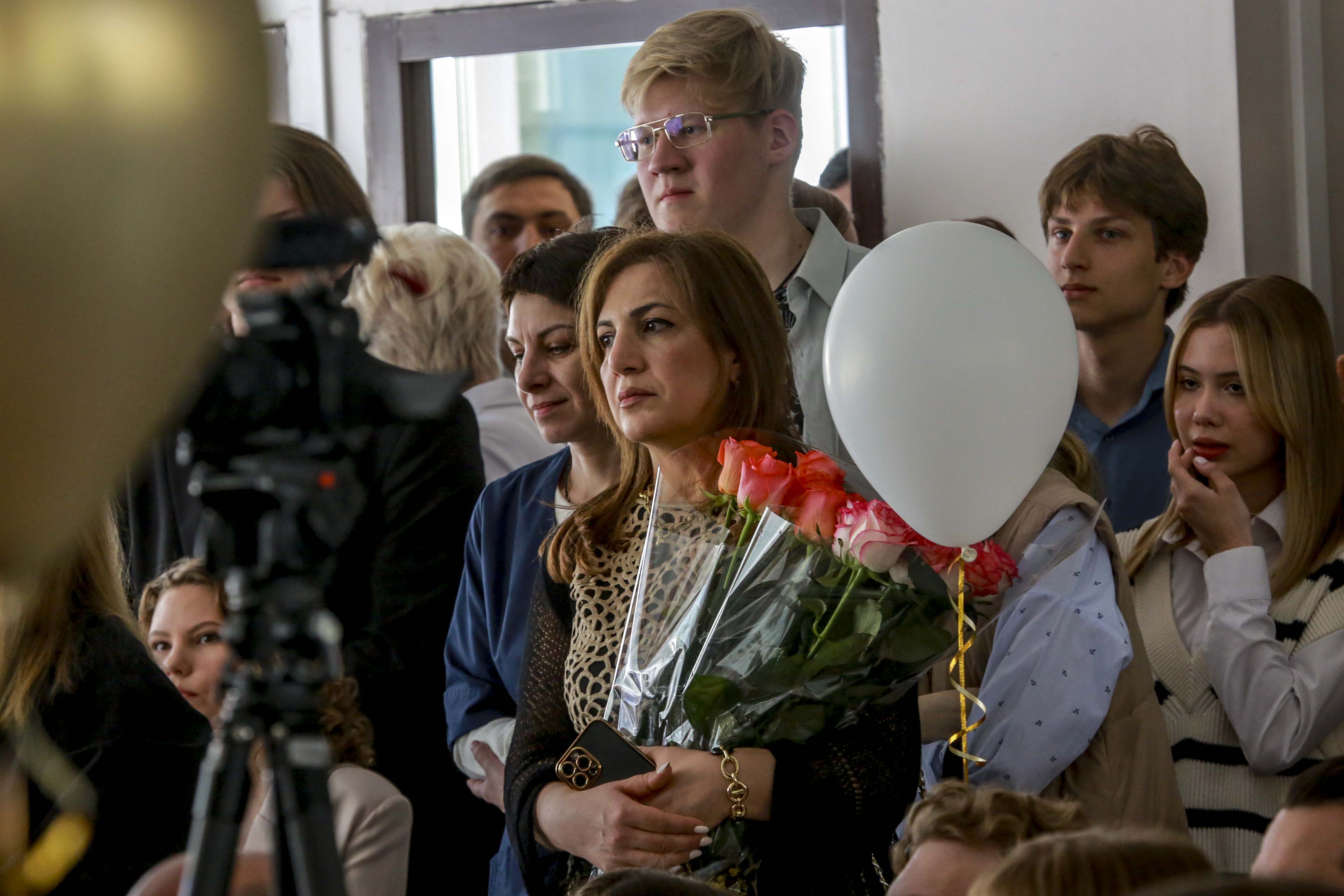 Последний звонок в экономическом лицее, май 2023