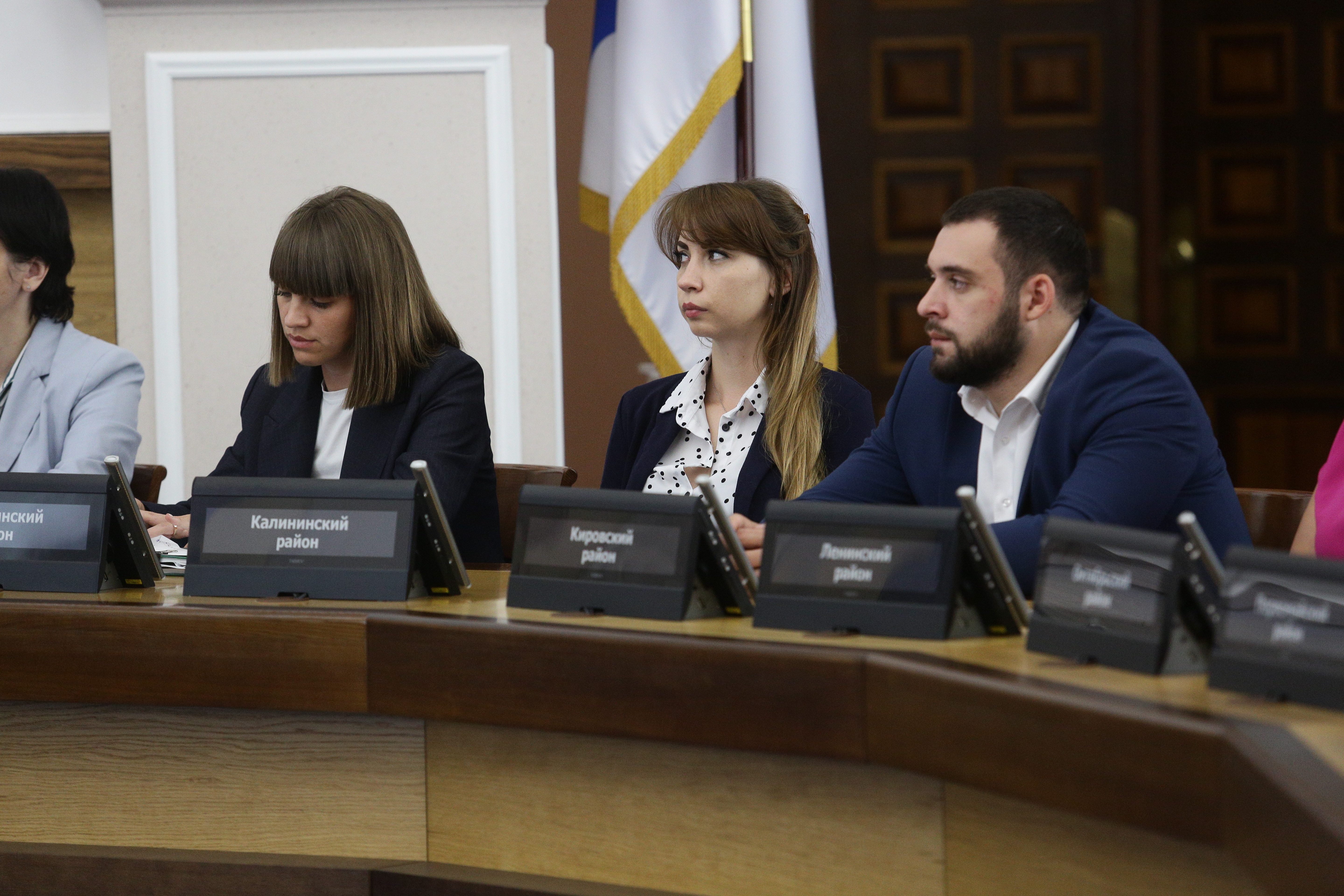 На подведении итогов работы весенних ярмарок