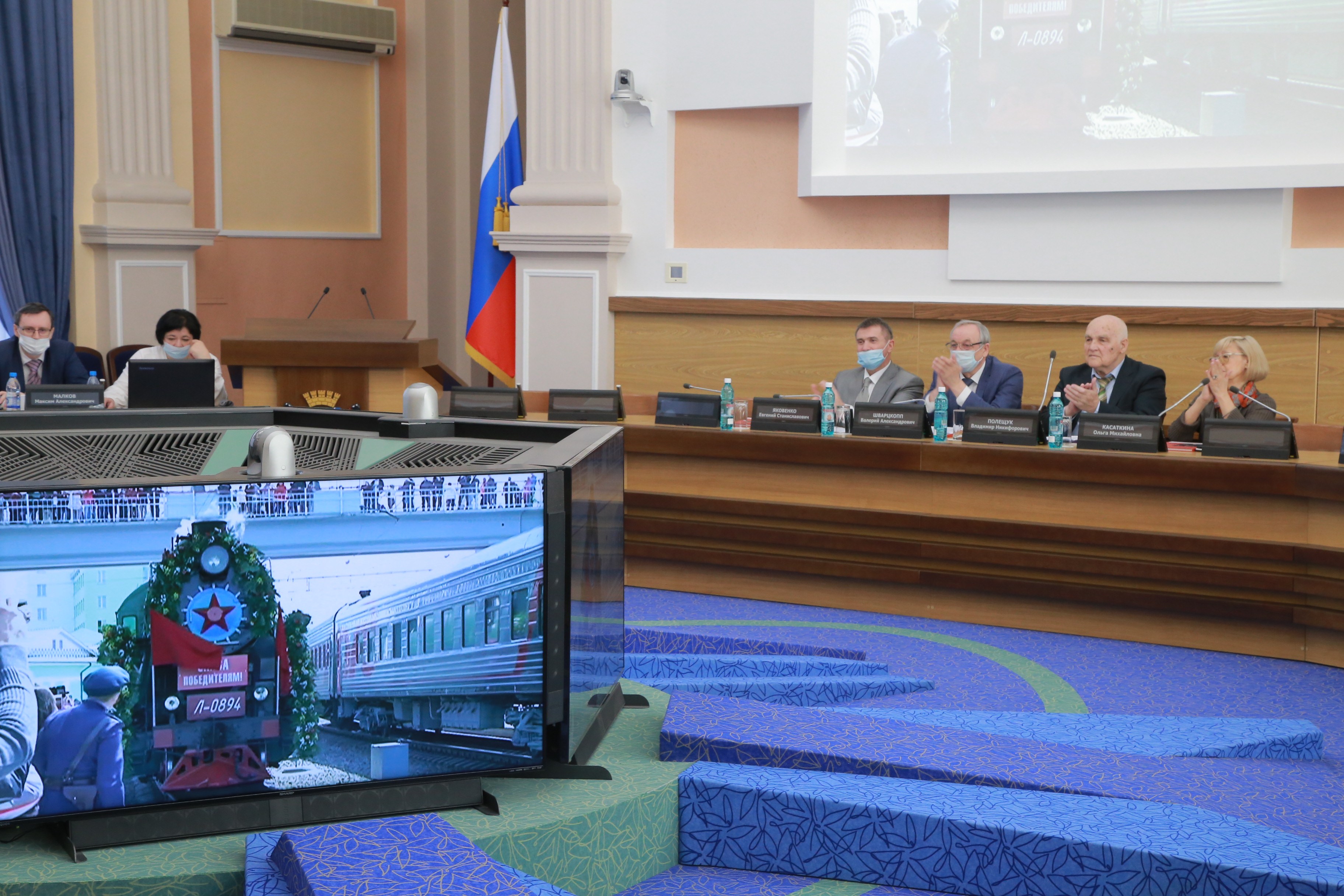 На презентации альманаха «Вклад поколений в эстафету патриотизма»