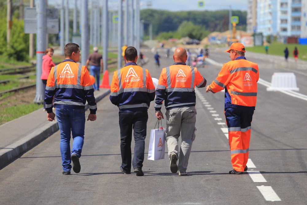 Открытие новой дороги на улице Титова. Июнь 2019 года