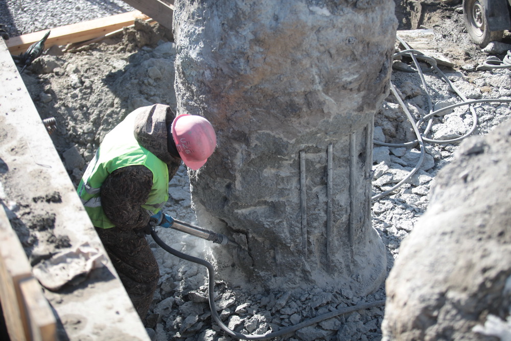 Площадь Труда