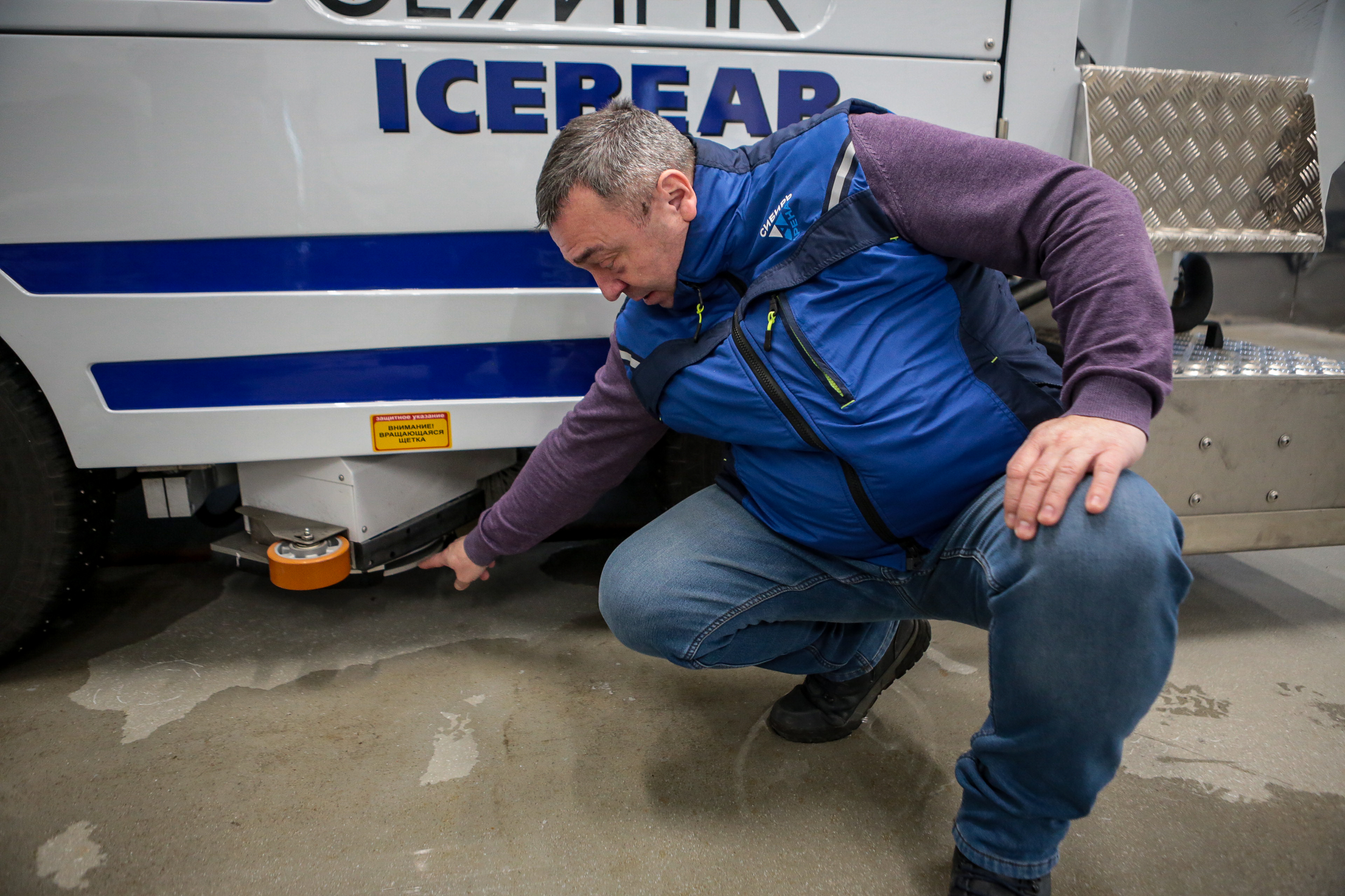 Ледозаливочные комбайны «Сибирь-Арены»