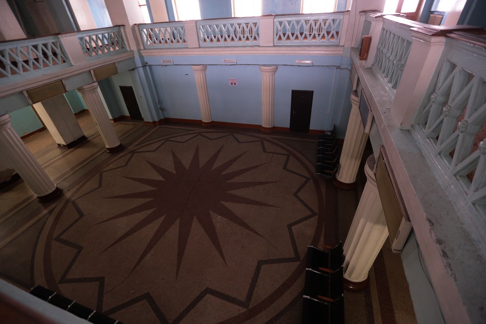 Здание аэропорта Северный в декабре 2017 года