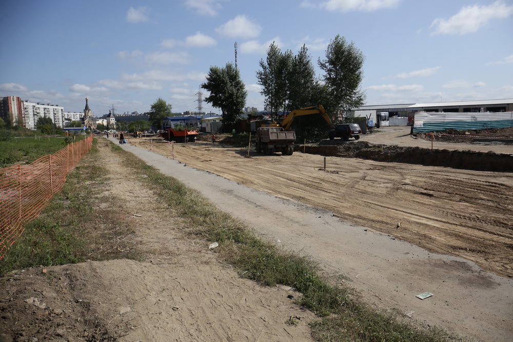 Постройка четырёхполосной дороги на выезде из Родников. Август 2021