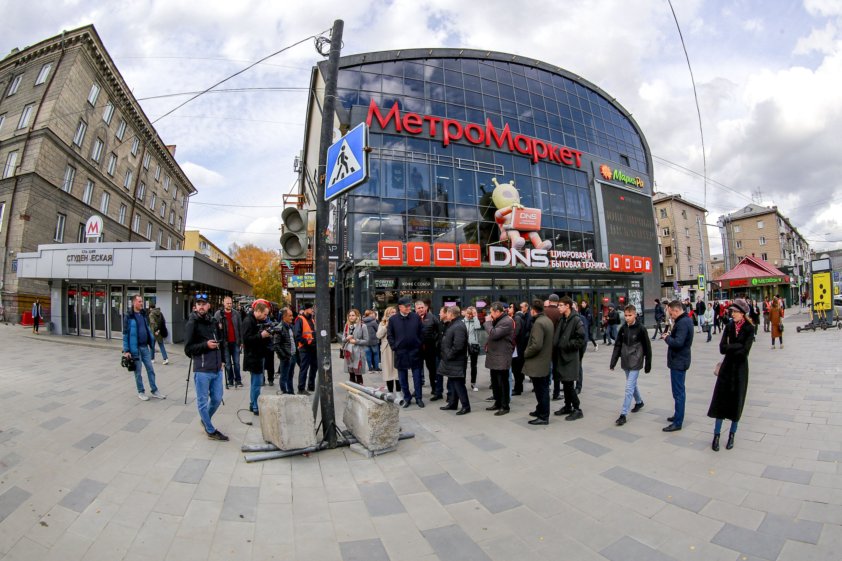 Завершающая стадия ремонта на проспекте Маркса. 12 октября 2022 года