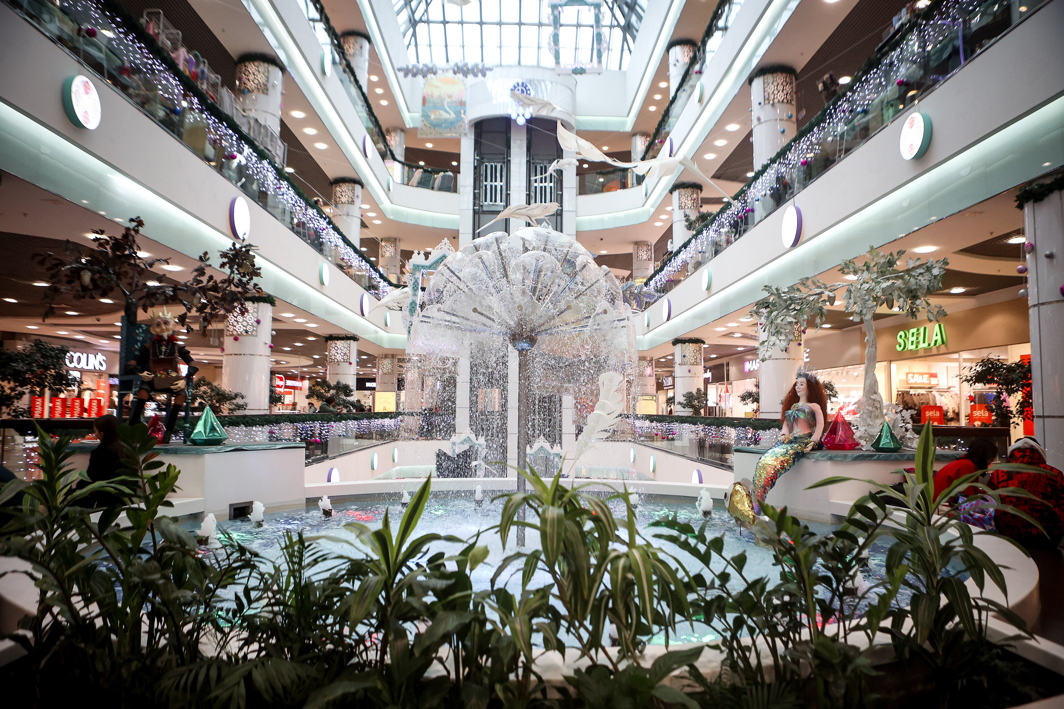 ТЦ «Сан Сити» (пл. Маркса , 7)