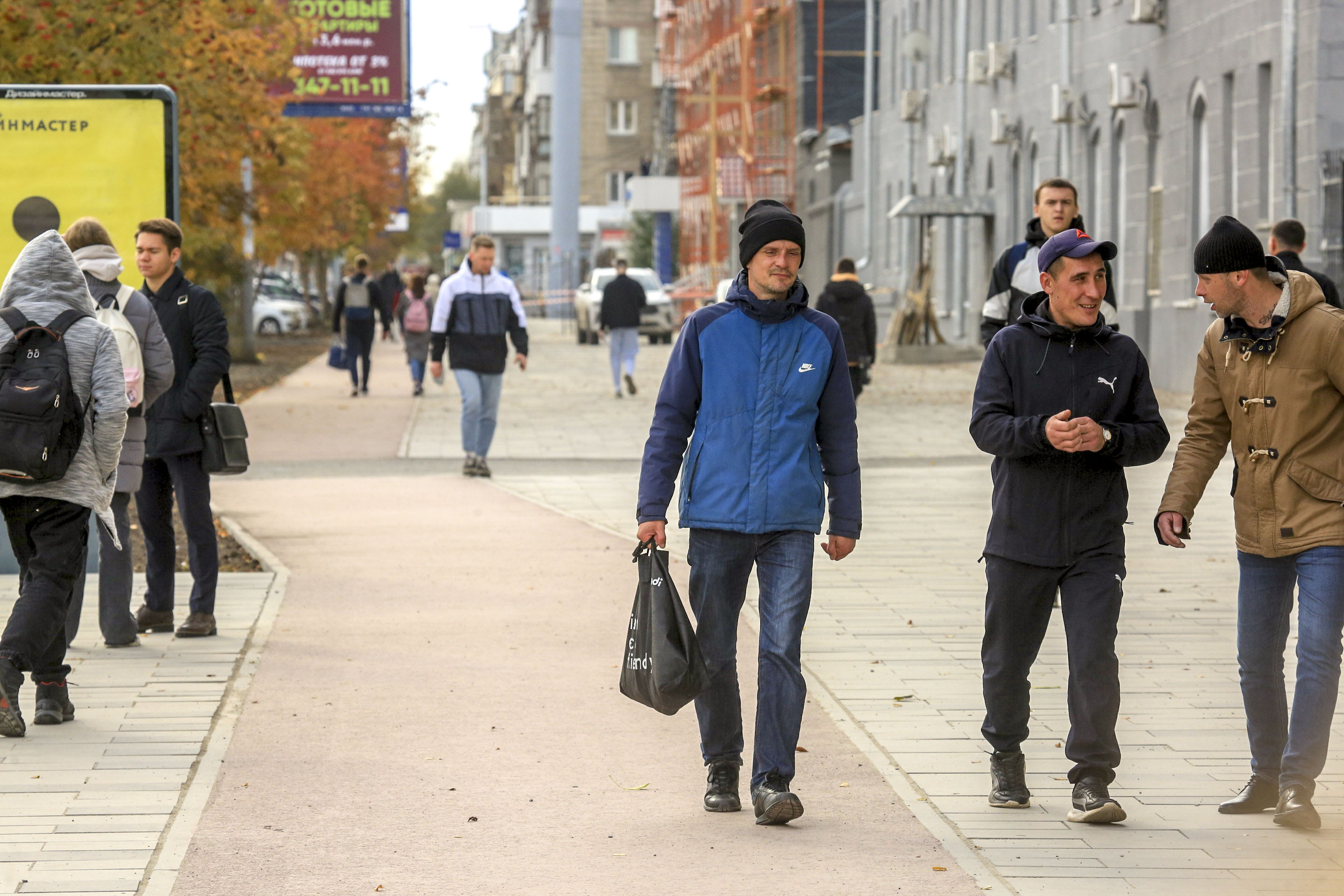 Завершающая стадия ремонта на проспекте Маркса. 12 октября 2022 года