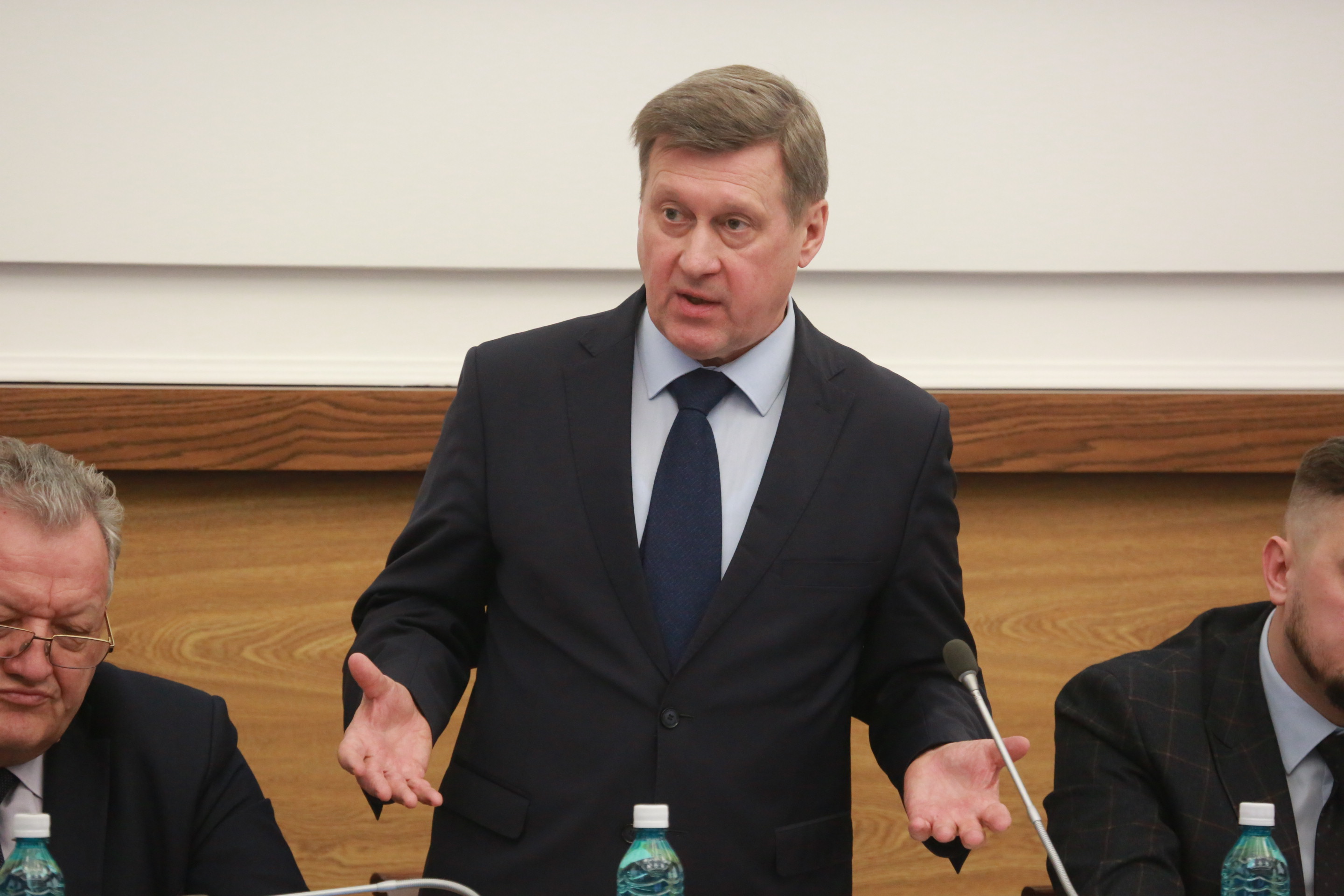 На подведении годовых итогов департамента инвестиций, потребительского рынка, инноваций и предпринимательства