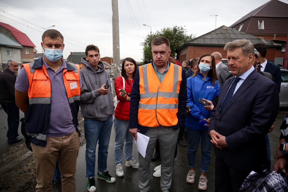 Ремонт дороги и трамвайных путей на Волочаевской. Август 2021 года