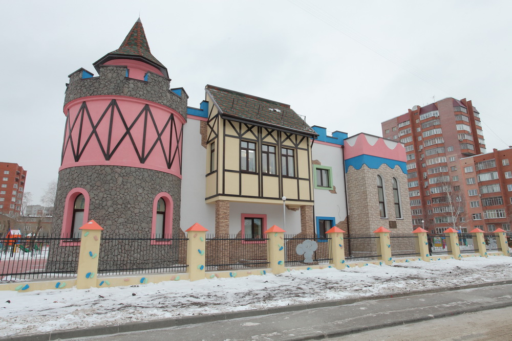 Ул. Державина, 51 (детский сад имени Сергея Ровбеля)