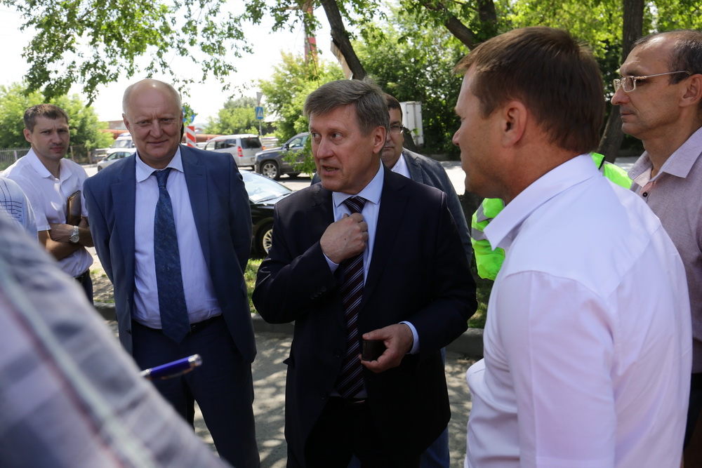 Ремонт дороги на улице Добролюбова (22.06.2022)