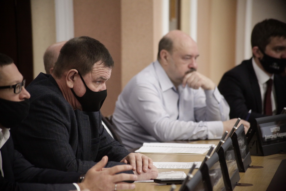 На отчёте департамента строительства о работе в 2020 году