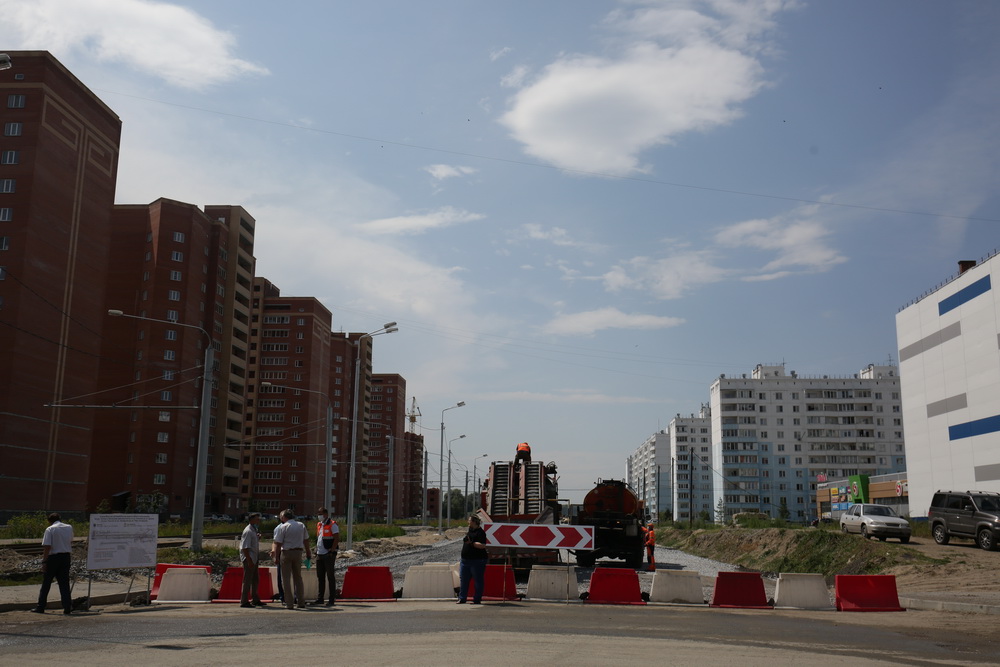 Второй этап строительства дороги на улице Титова. Июль 2020 года