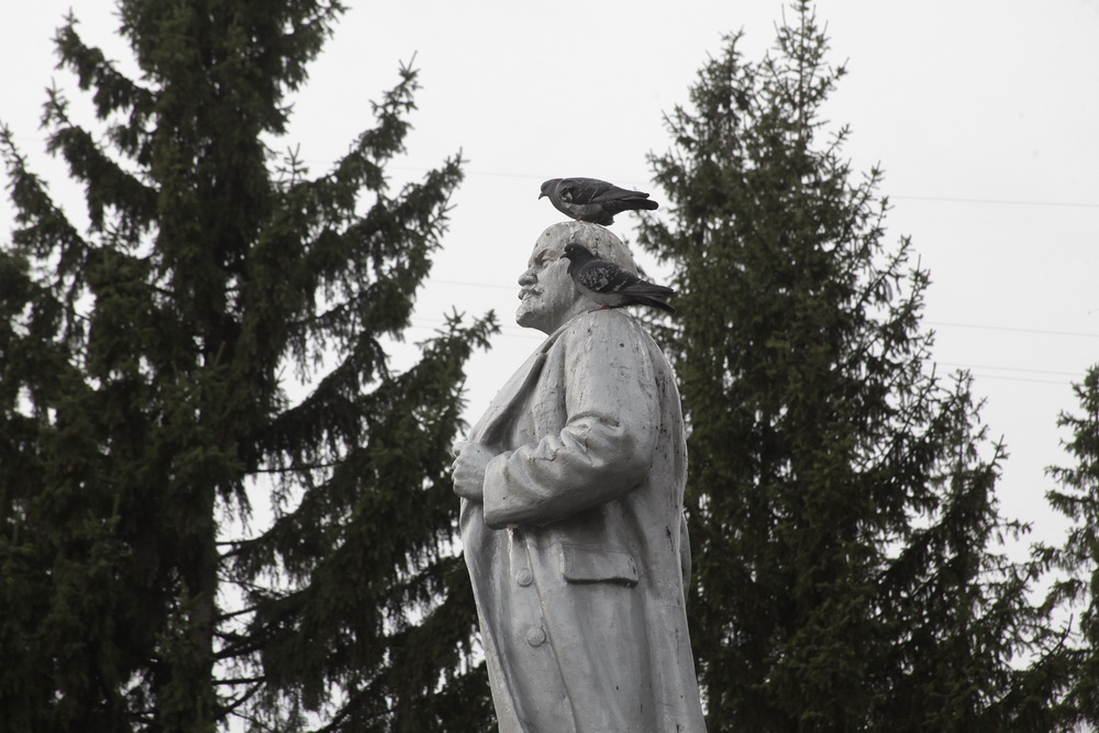 Ленин в сквере на Сызранской