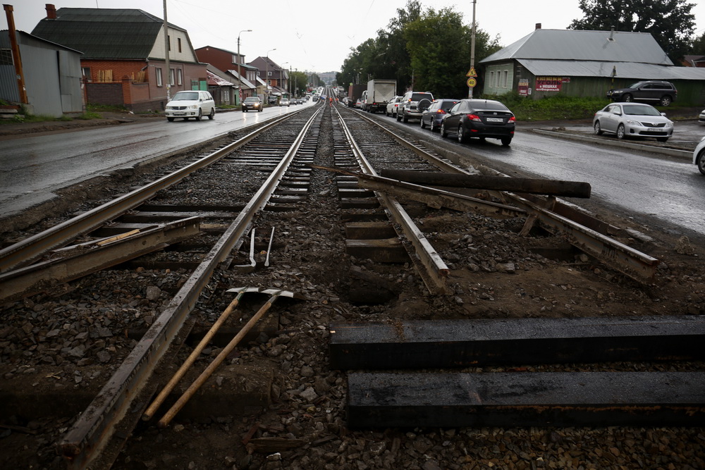 Ремонт дороги и трамвайных путей на Волочаевской. Август 2021 года