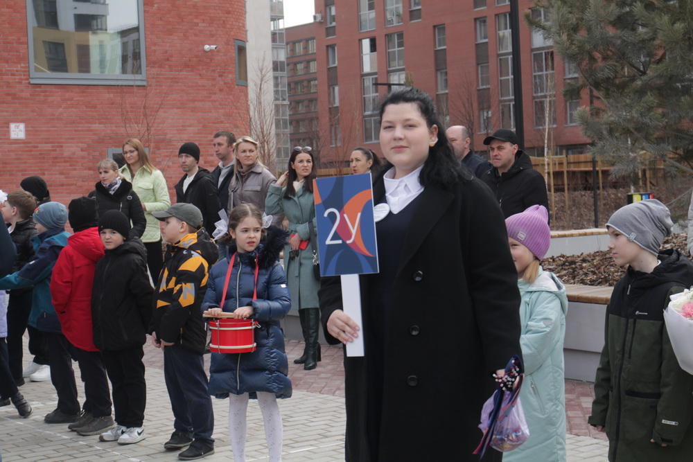 Открытие школы №220 на улице Владимира Заровного. Май 2023 года