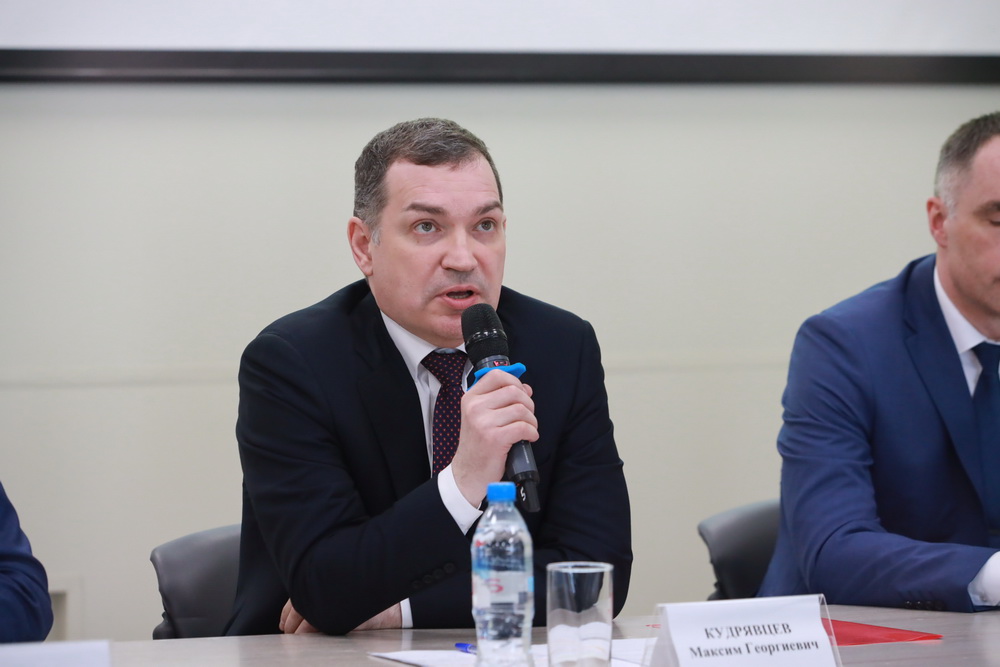 На совещании по благоустройству сквера имени Бугакова