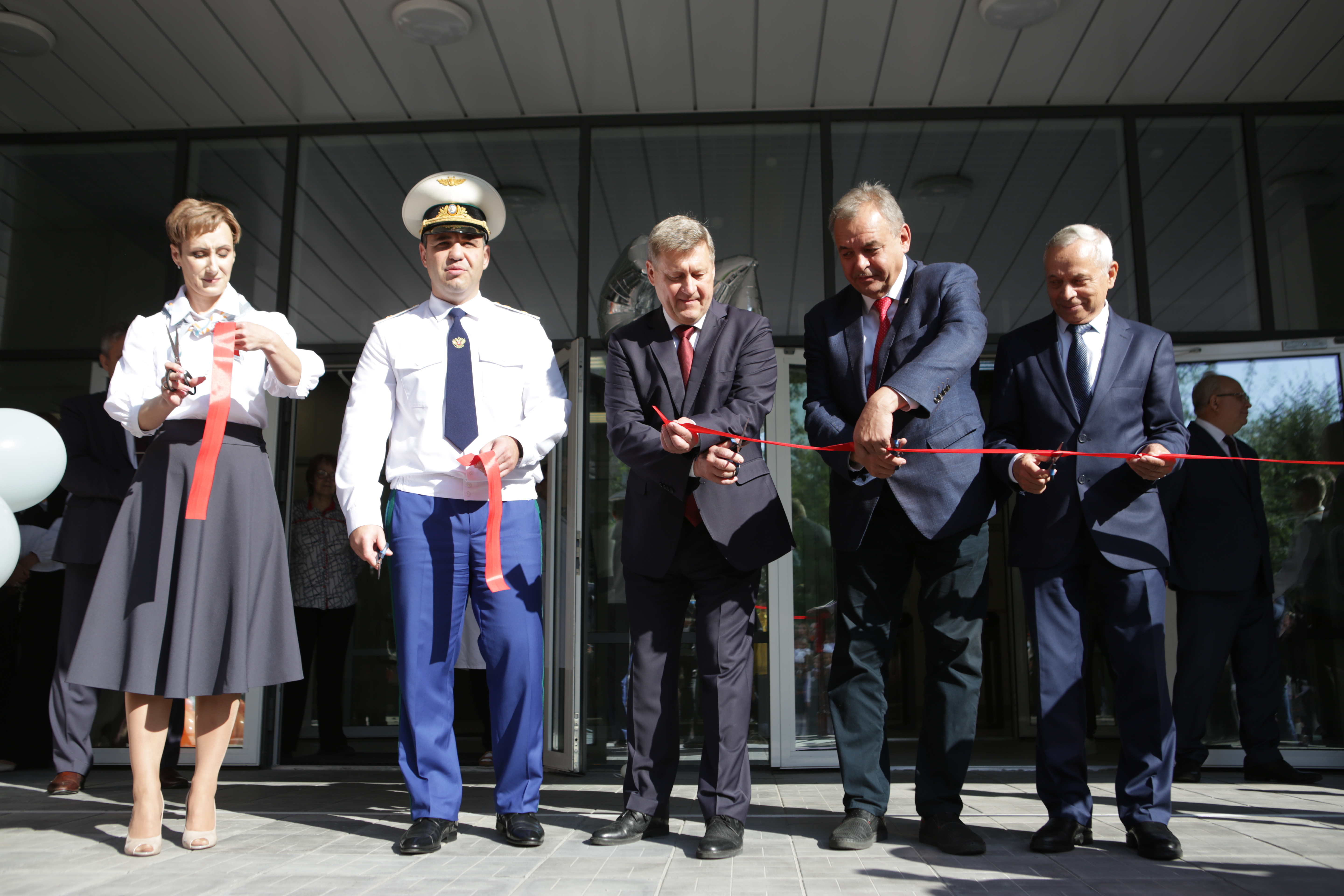 День знаний в новой школе №54