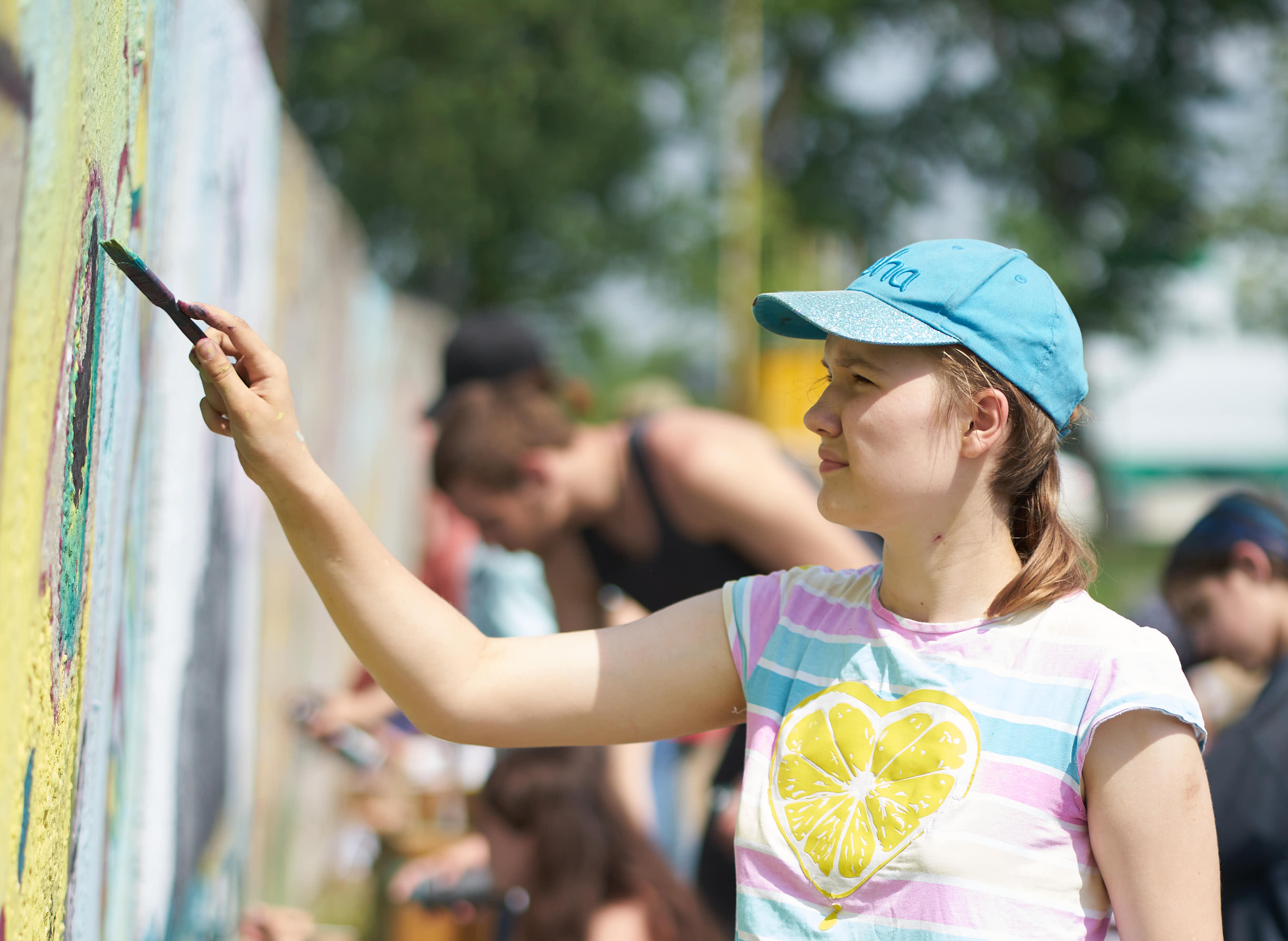 Забор ретромузея «Галерея времени» изрисовали граффити