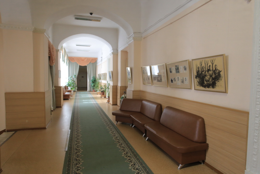 Дом офицеров на Красном проспекте