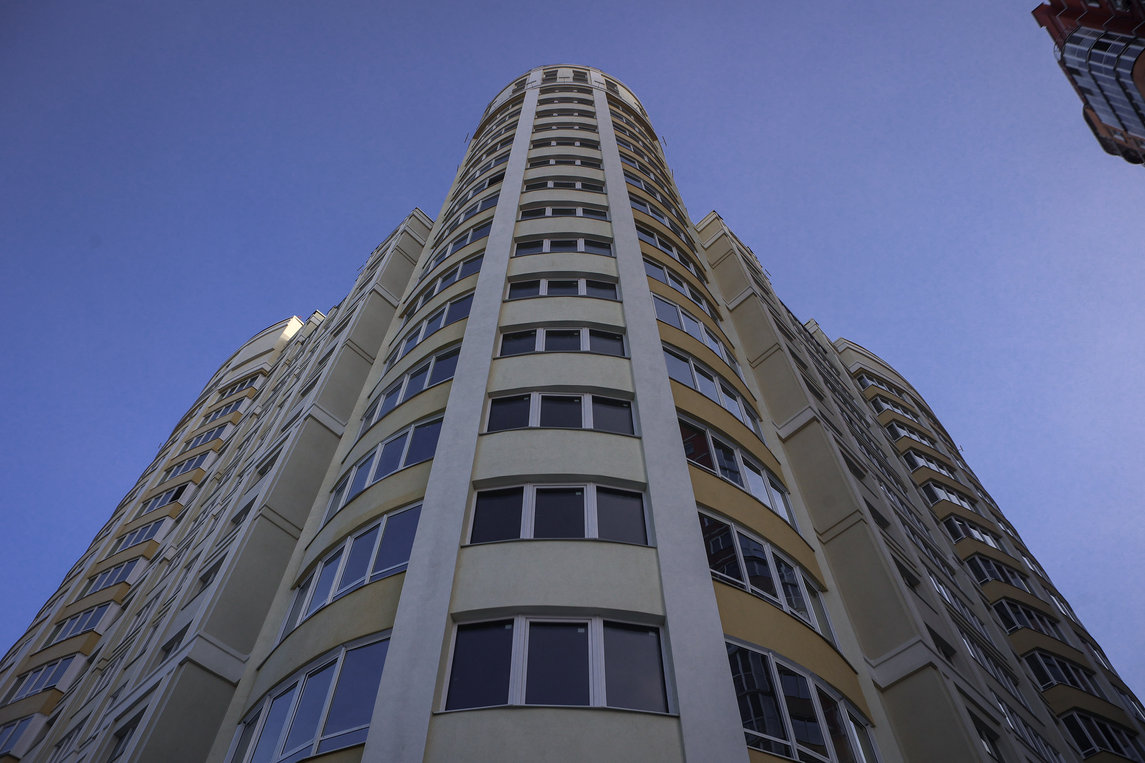 Ул. Дуси Ковальчук, 242