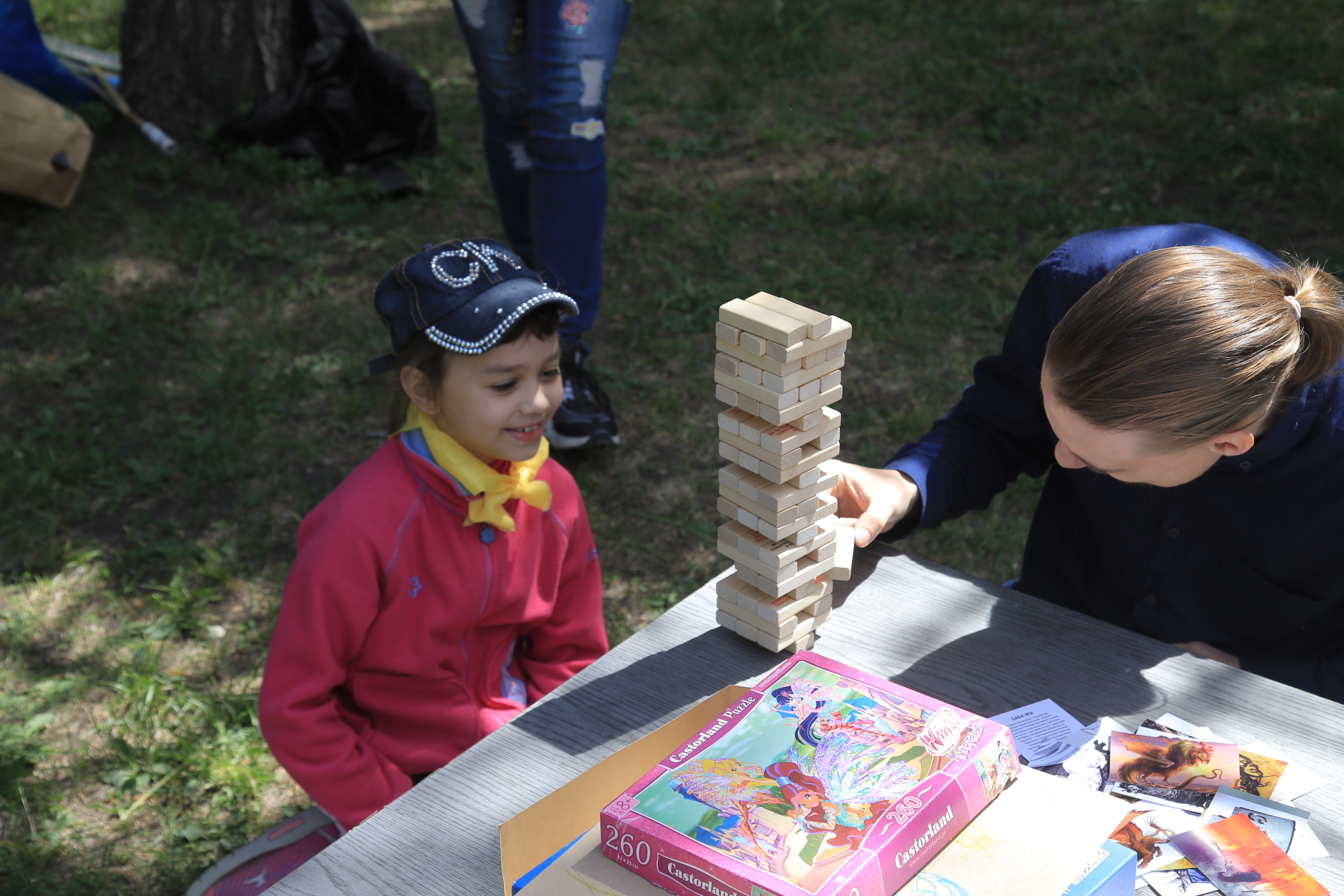 «Библиотека на траве». Первомайский сквер. Июнь 2022 года