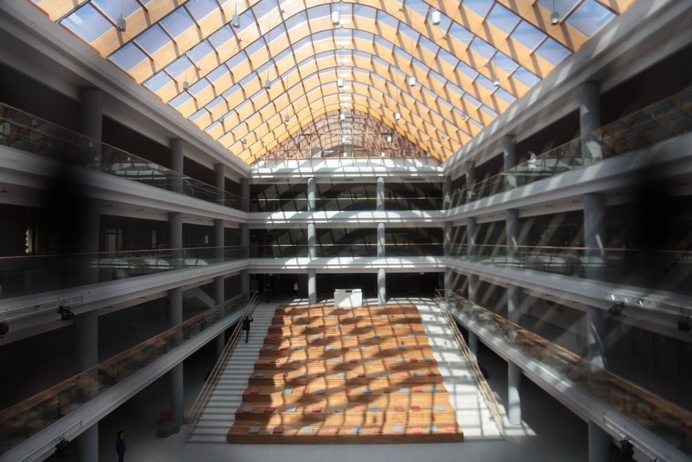 Открытие школы №220 на улице Владимира Заровного. Май 2023 года