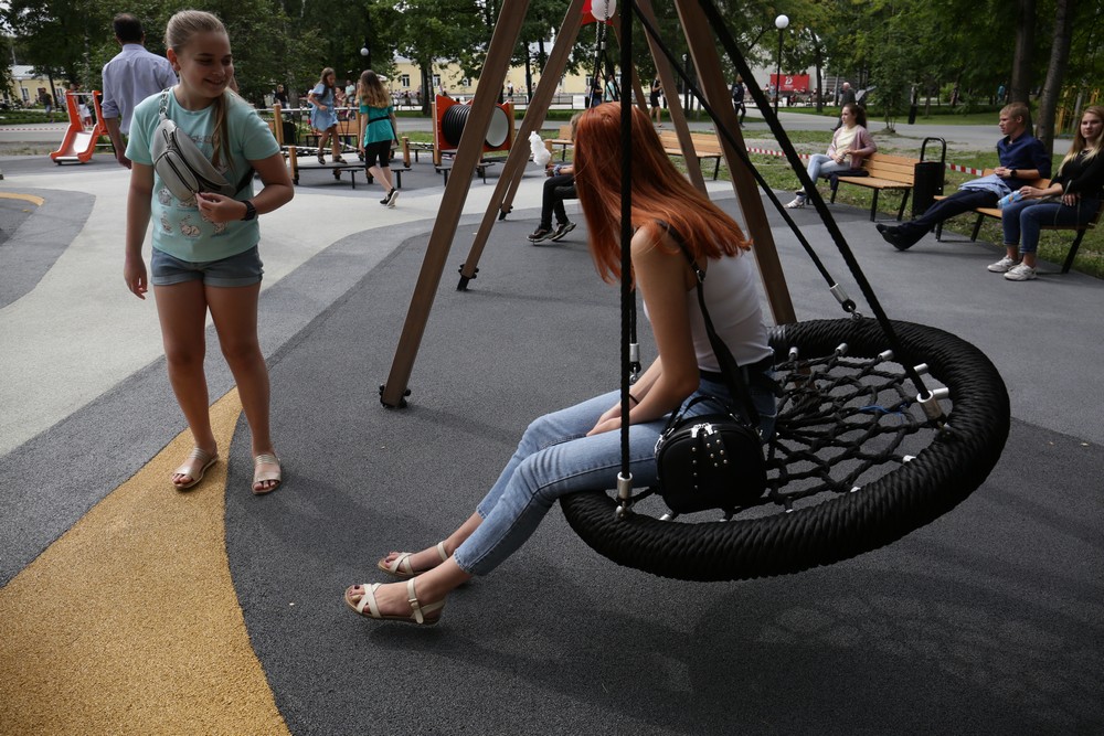 Открытие детской площадки в Центральном парке