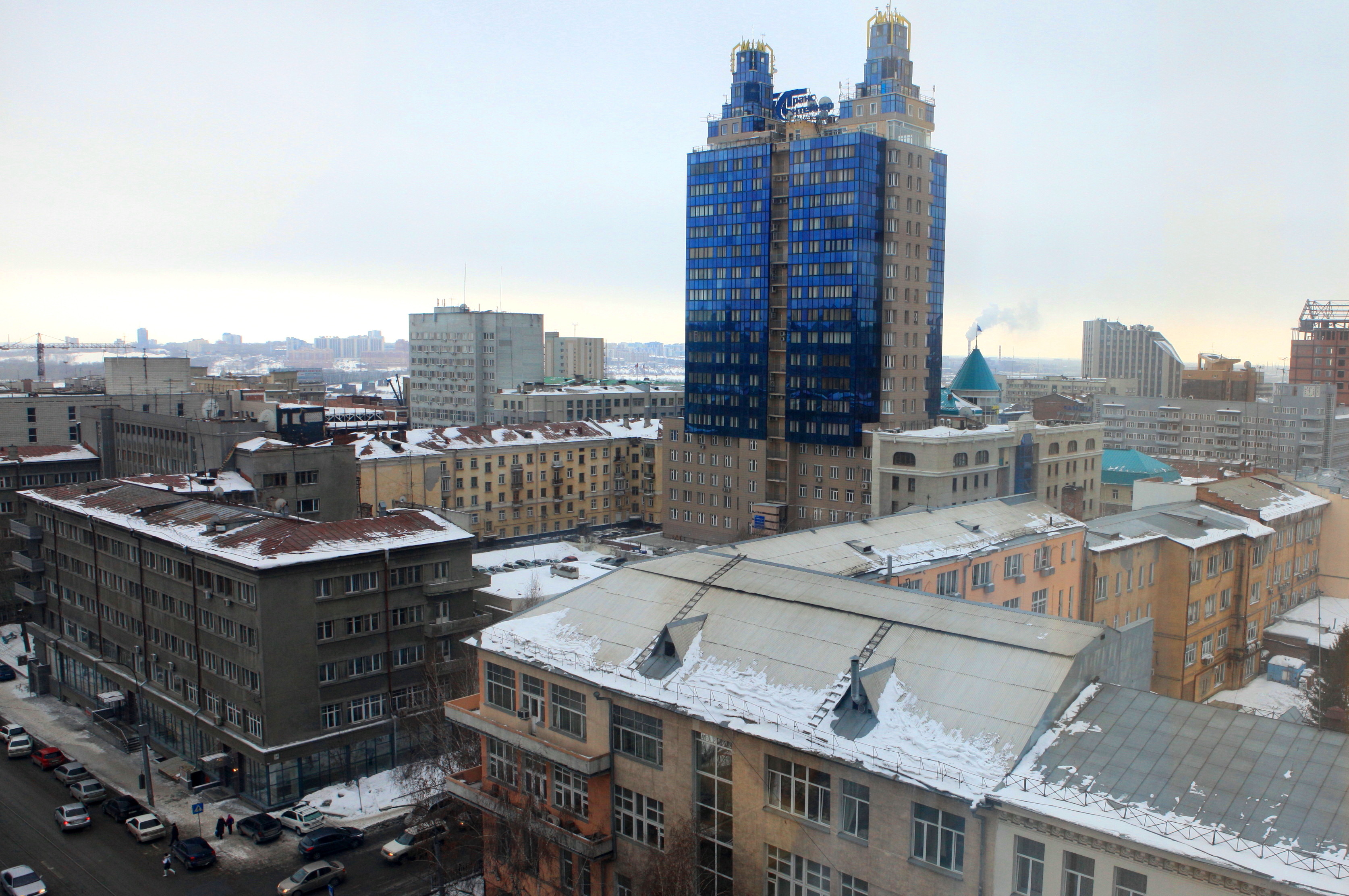 Жилой дом на ул. Коммунистической, 50 («Бэтмен»)