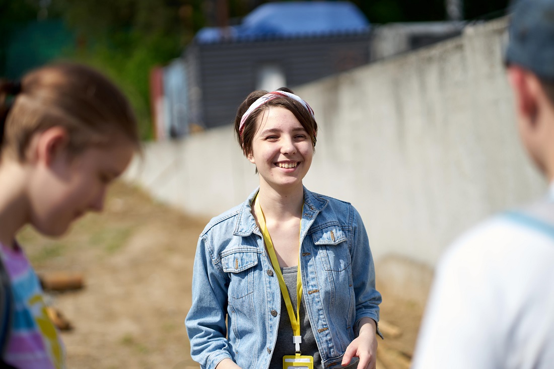 Забор ретромузея «Галерея времени» изрисовали граффити