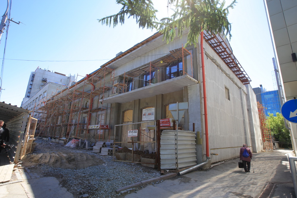 Реконструкция здания для театра Афанасьева. Июнь 2022 года