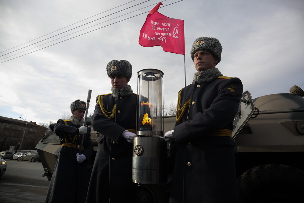 Церемония зажжения Вечного огня на Монументе Славы 7 ноября 2019 года
