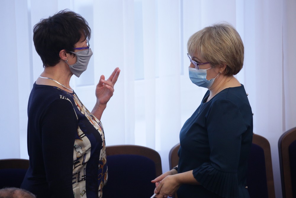 На заседании комиссии горсовета по социальной политике и образованию