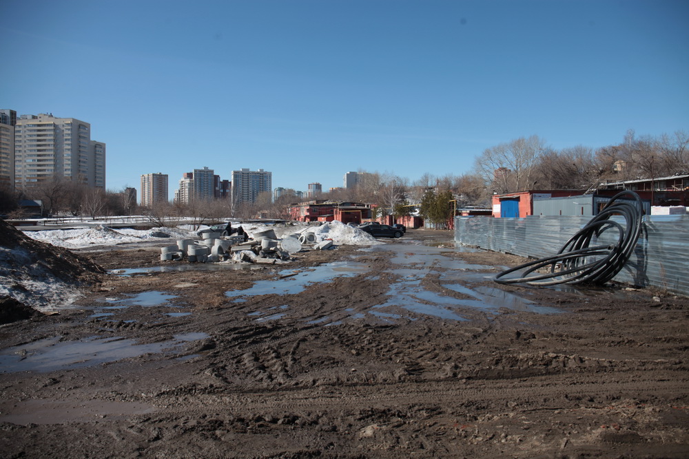 Строительство парка «Каменка». Апрель 2023 года