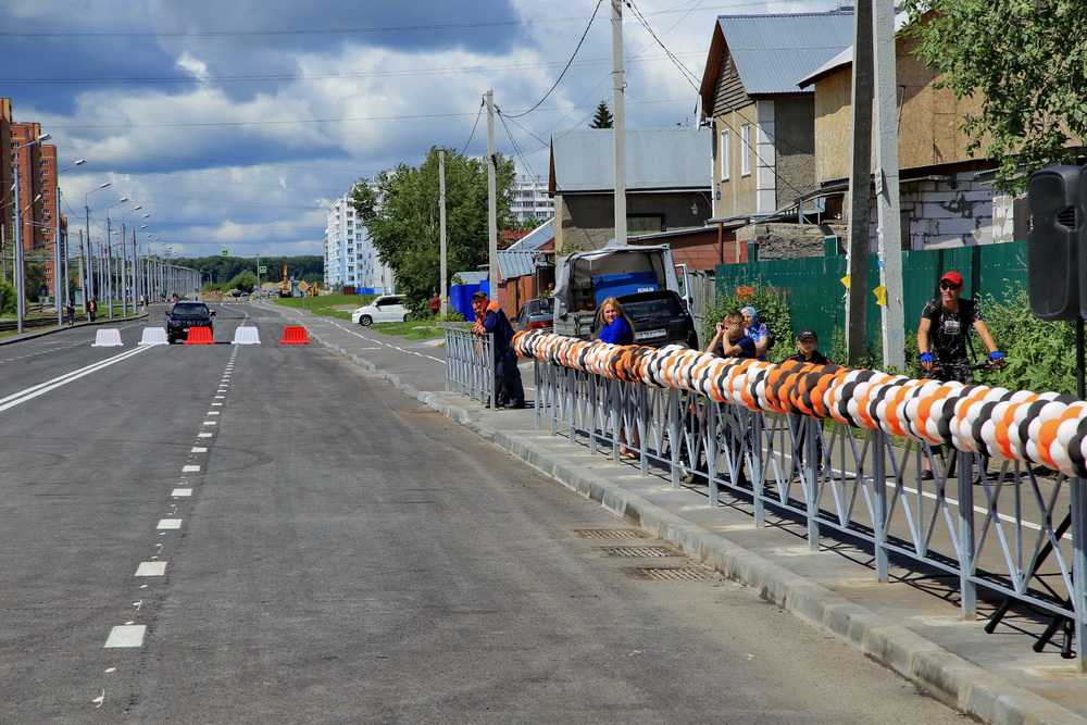 Открытие новой дороги на улице Титова. Июнь 2019 года