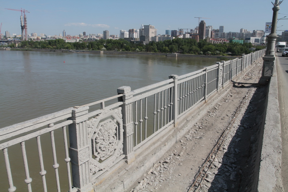 Ремонт Октябрьского моста. Май 2023 года