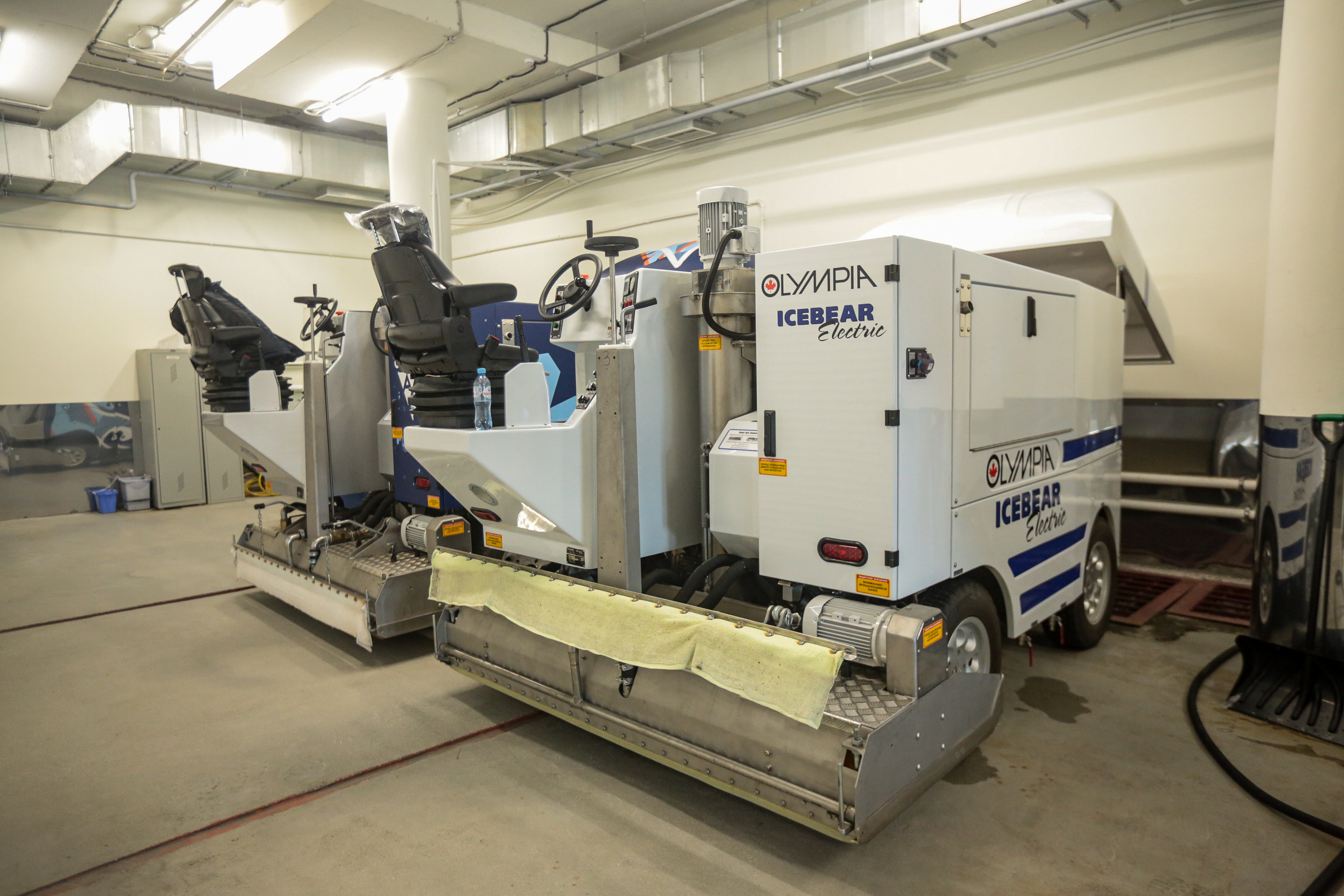 Ледозаливочные комбайны «Сибирь-Арены»