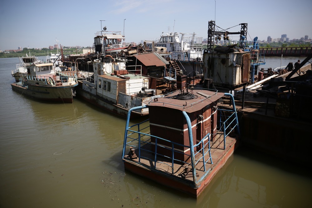 Корабельное кладбище в Затоне