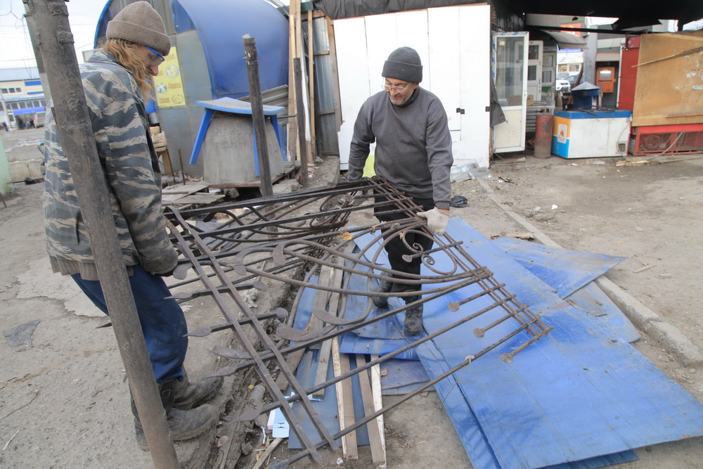 Снос киосков в районе бывшей барахолки (октябрь 2019 года)