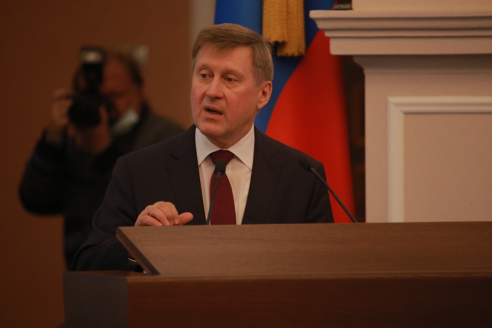 Первая сессия горсовета седьмого созыва