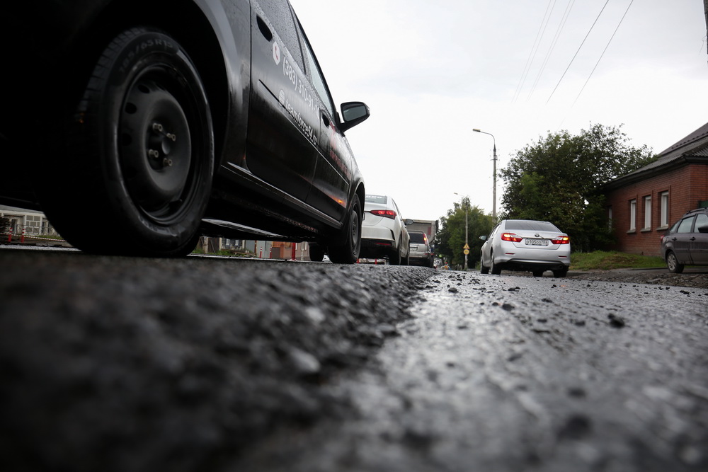 Ремонт дороги и трамвайных путей на Волочаевской. Август 2021 года