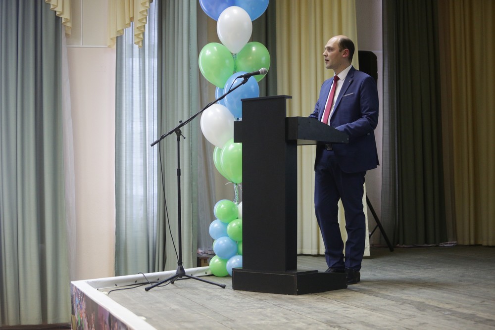 Глава Октябрьского района Александр Колмаков