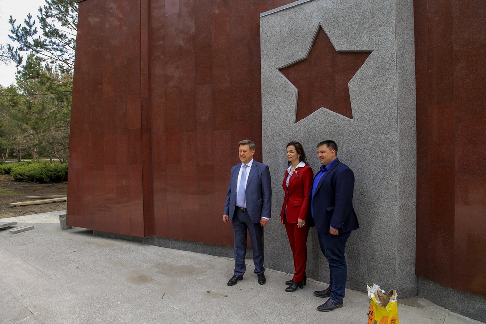 Монумент Славы. Апрель 2020 года