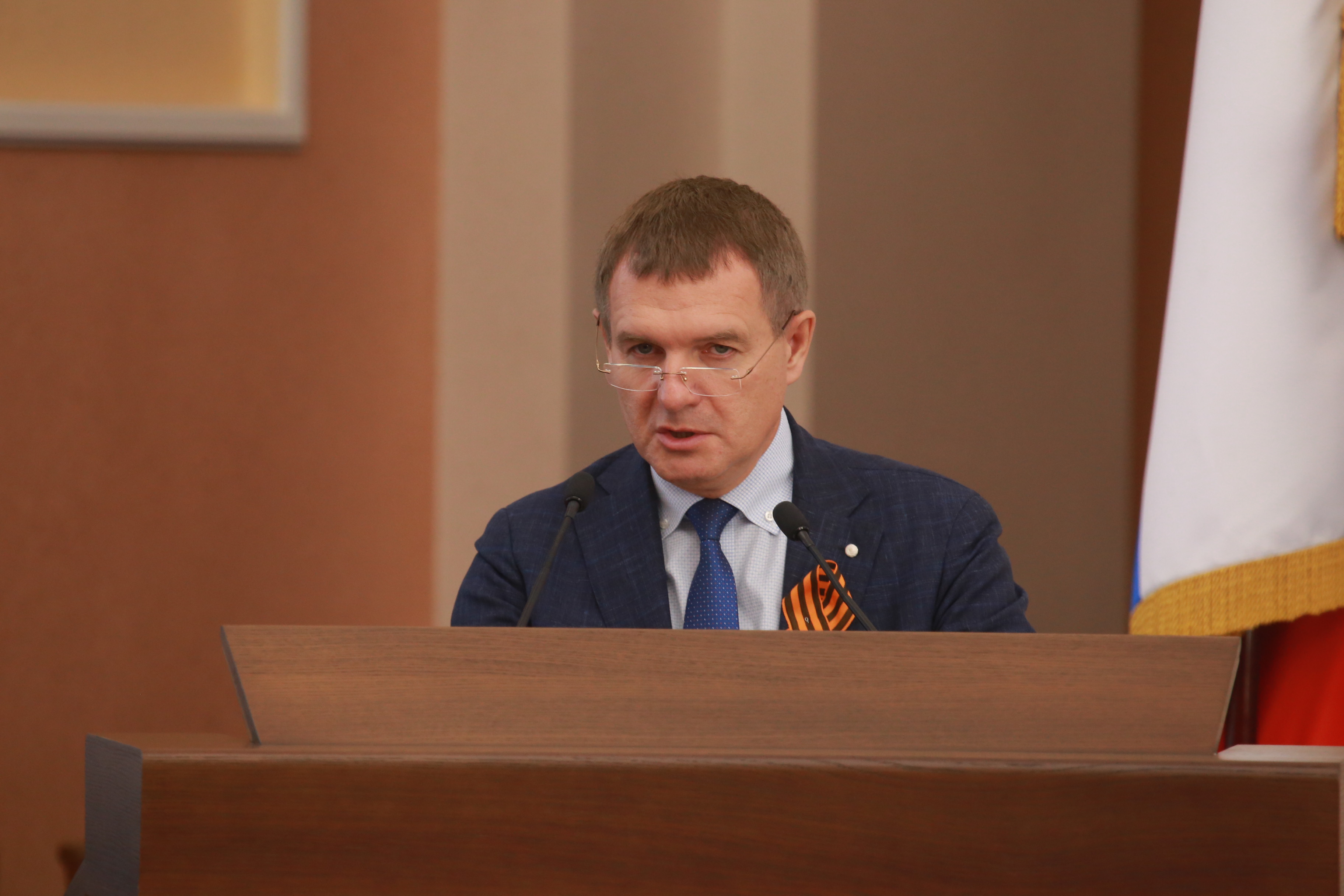 Начальник департамента мэрии Виталий Витухин