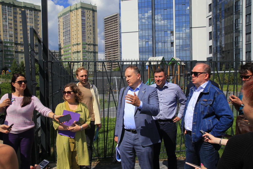 Благоустройство будущего парка в пойме Ельцовки. Июль 2022 года