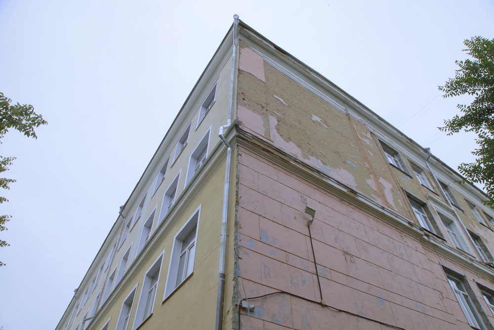 Школа №97 на ул. Кирова, 327