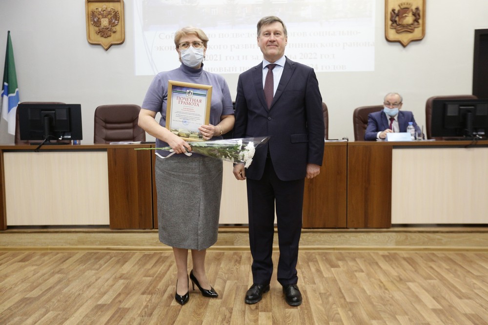 На подведении итогов 2021 года в Калининском районе