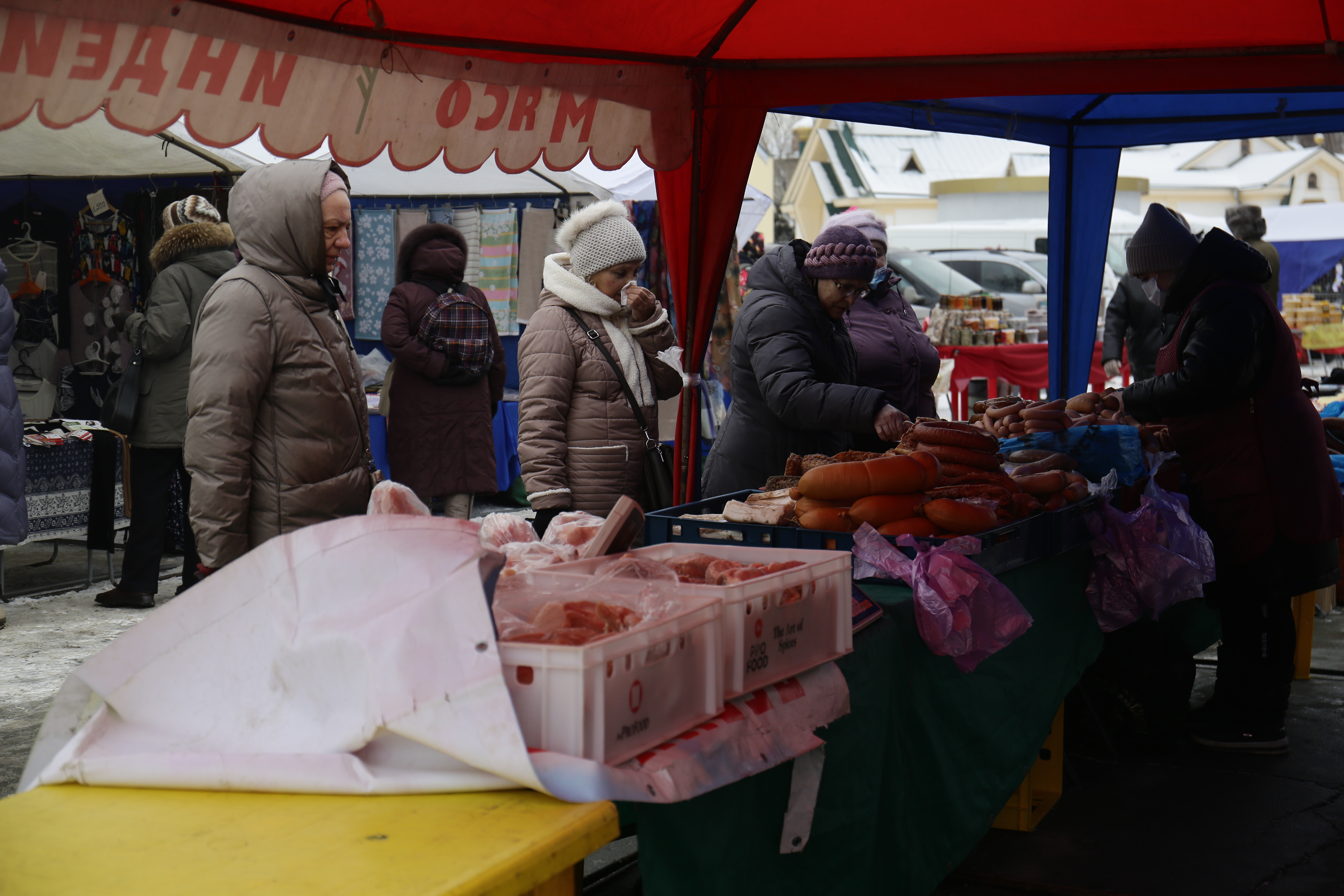 Ярмарка возле цирка, 25-26 марта 2022 года