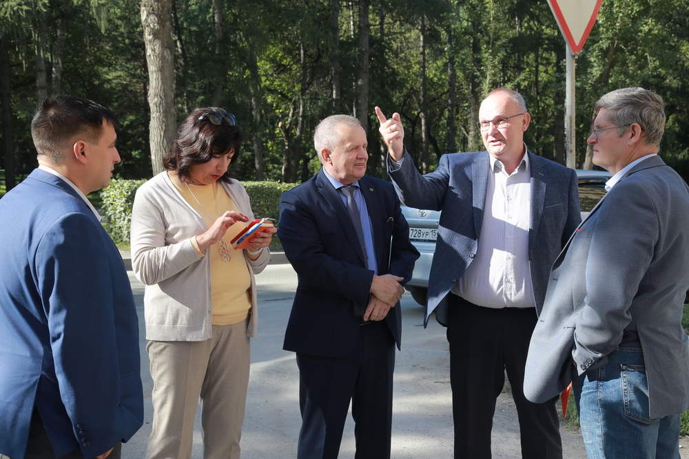 Процесс ремонта домов №4 и №6 на улице Пархоменко. Август 2022 года