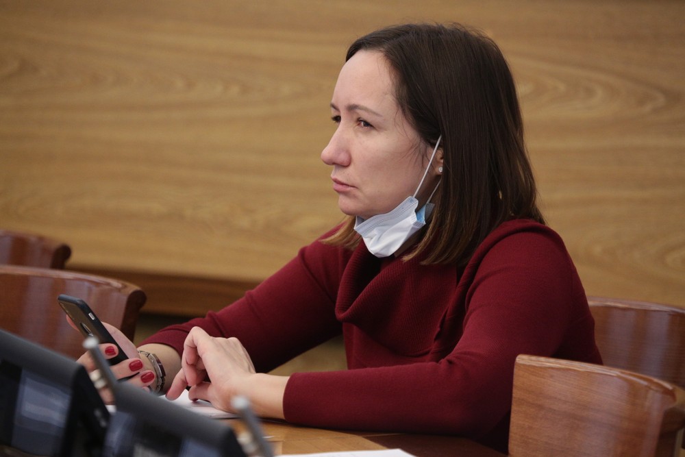 На заседании комиссии горсовета по социальной политике и образованию